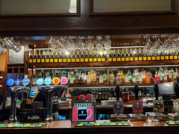 A Modern Gastropub & Live Music Experience in Sheffield